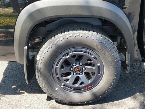 2025 Nissan Frontier PRO-X