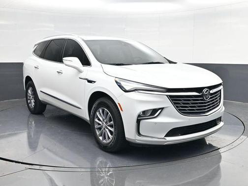 Summit White 2024 Buick Enclave Essence