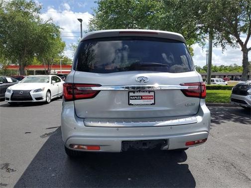 2023 INFINITI QX80 Luxe