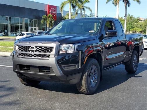 2025 Nissan Frontier SV