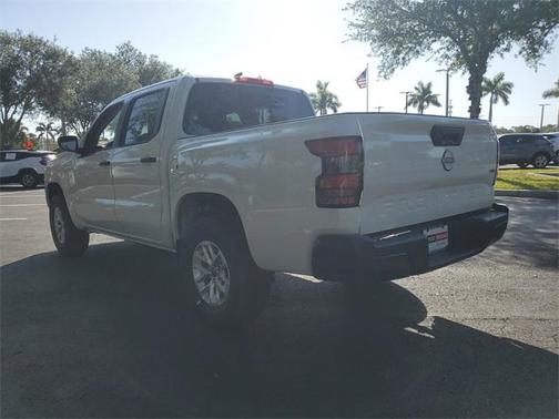 2025 Nissan Frontier S