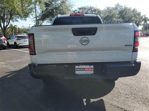 2025 Nissan Frontier S