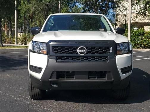 2025 Nissan Frontier S