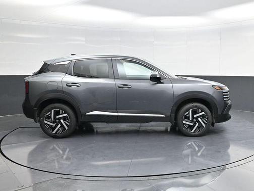 Gun Metallic 2026 Nissan Kicks SV