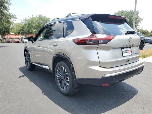 2025 Nissan Rogue Platinum