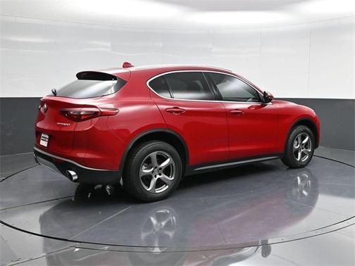 2021 Alfa Romeo Stelvio Base