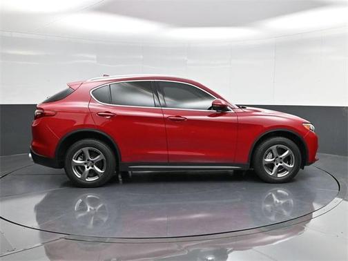 2021 Alfa Romeo Stelvio Base