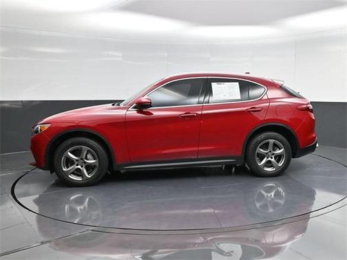 2021 Alfa Romeo Stelvio Base