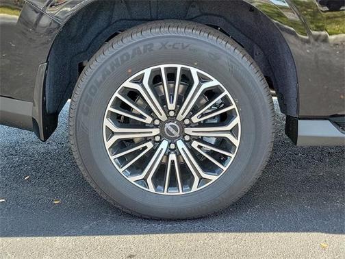2025 Nissan Armada Platinum