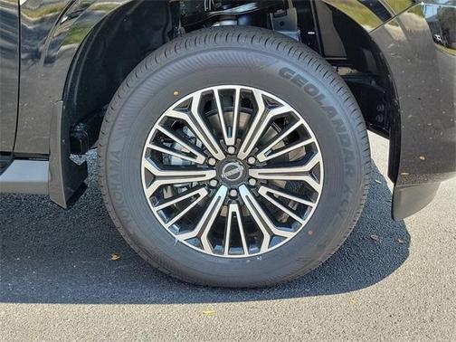 2025 Nissan Armada Platinum