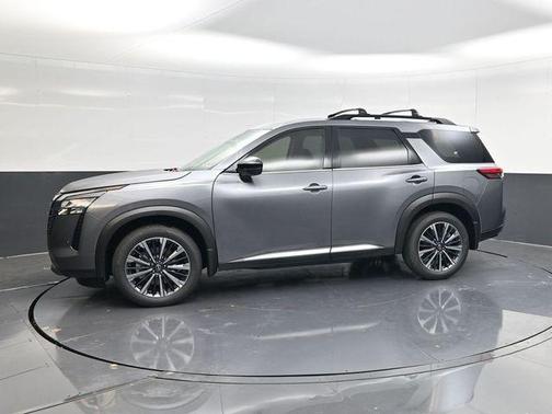 Gun Metallic 2026 Nissan Pathfinder Platinum