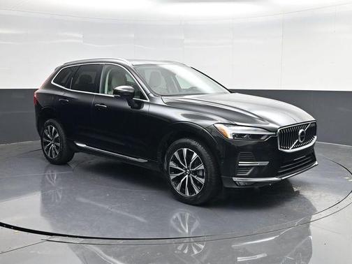 2023 Volvo XC60 B5 Plus Bright Theme