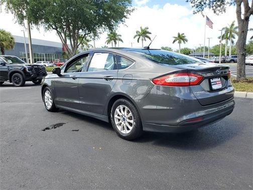 2016 Ford Fusion S
