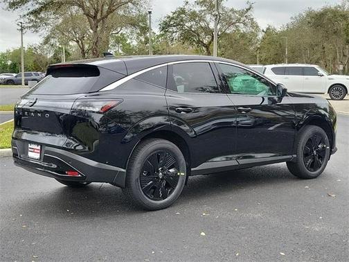2025 Nissan Murano SV