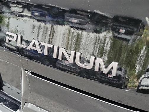 2025 Nissan Murano Platinum