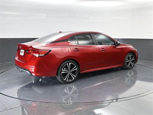 2022 Nissan Sentra SR