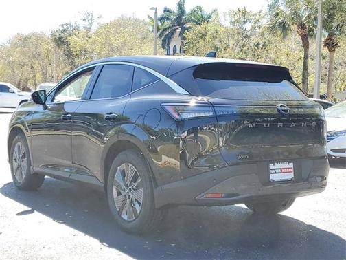 2025 Nissan Murano SL