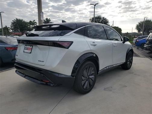 2025 Nissan ARIYA EVOLVE+