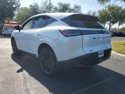 2025 Nissan Murano SV