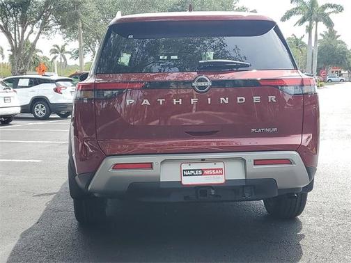 2025 Nissan Pathfinder Platinum