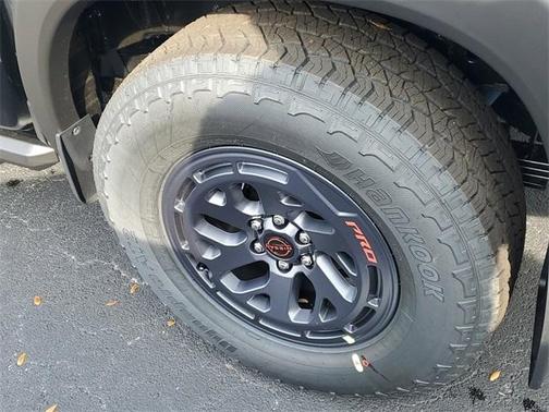 2025 Nissan Frontier PRO-X