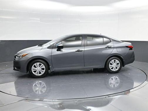 Gun Metallic 2025 Nissan Versa S