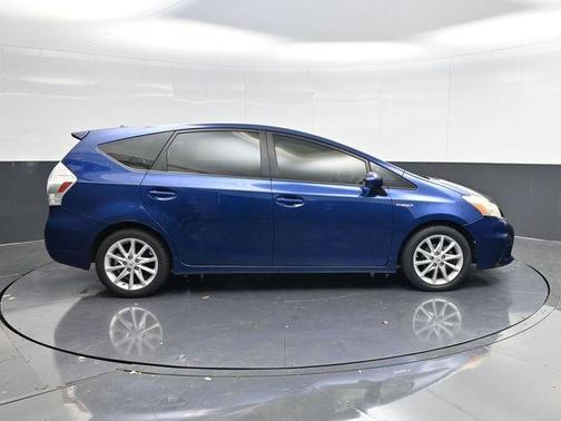 2012 Toyota Prius v Five