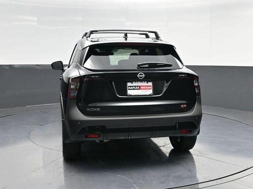 Super Black 2026 Nissan Kicks SR