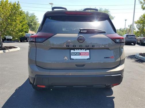 2025 Nissan Rogue Rock Creek