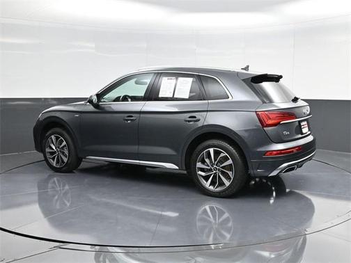 2022 Audi Q5 45 S line quattro Premium