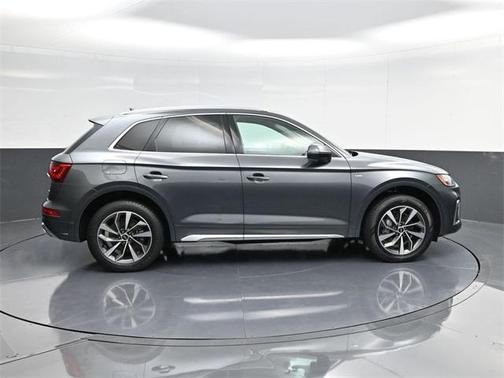 2022 Audi Q5 45 S line quattro Premium