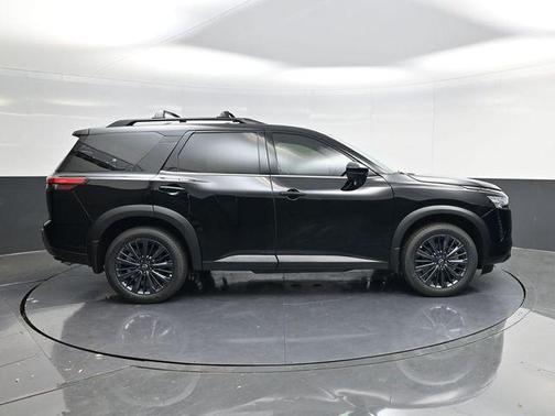 Super Black 2026 Nissan Pathfinder SL