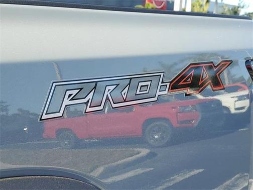 2025 Nissan Frontier PRO-4X