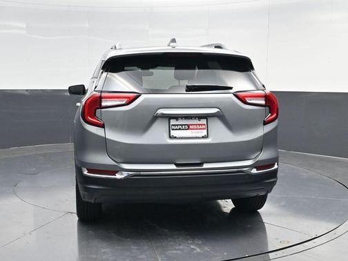 Sterling 2024 GMC Terrain SLT