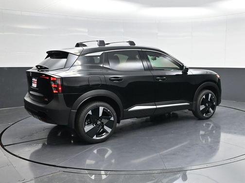 Super Black 2026 Nissan Kicks SR