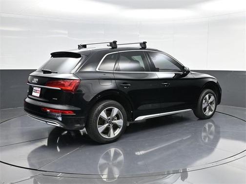2023 Audi Q5 40 Premium