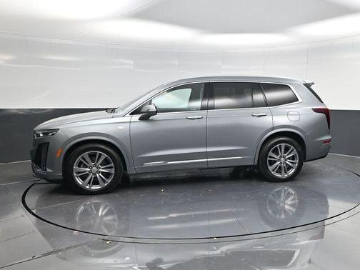 Silver Metallic 2023 Cadillac XT6 Premium Luxury FWD