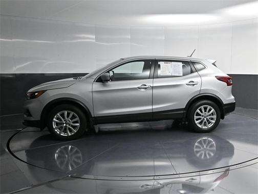 2022 Nissan Rogue Sport S
