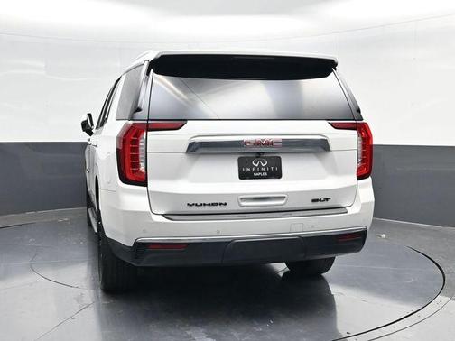 White 2021 GMC Yukon SLT