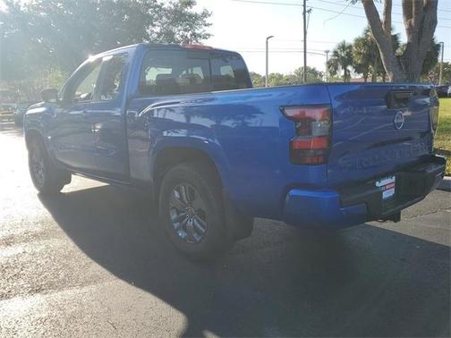 2025 Nissan Frontier SV
