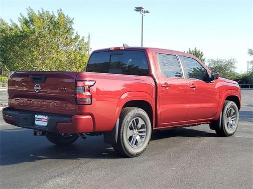 2025 Nissan Frontier SV