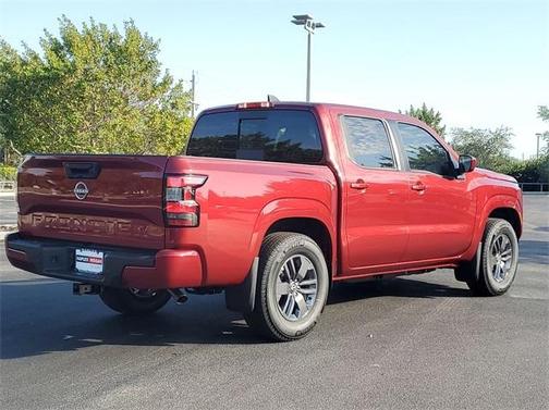 2025 Nissan Frontier SV