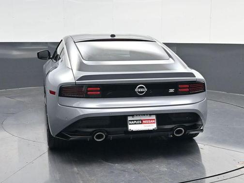 Boulder Gray Metallic 2026 Nissan Z performance