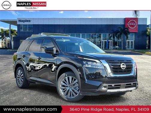 2025 Nissan Pathfinder SL