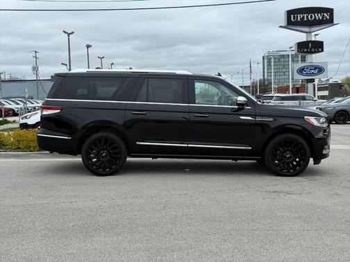 2023 Lincoln Navigator Black Label