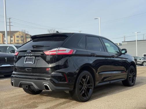 2024 Ford Edge ST