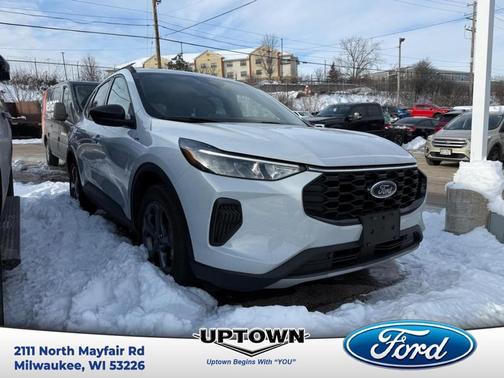 2025 Ford Escape ST-Line