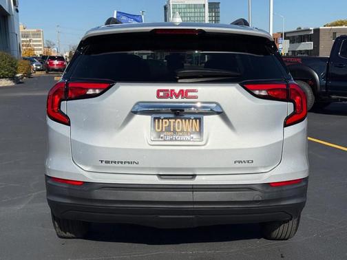 2021 GMC Terrain SLE