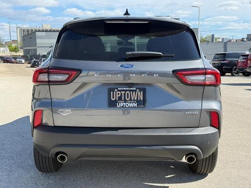 CARBONIZED GRAY METALLIC 2026 Ford Escape ST-Line