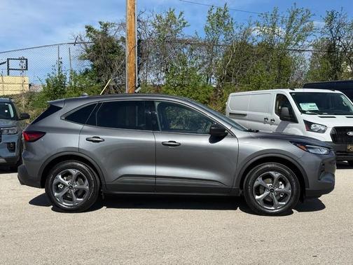 CARBONIZED GRAY METALLIC 2026 Ford Escape ST-Line